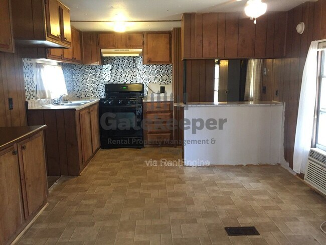 Building Photo - 1331 GA-92