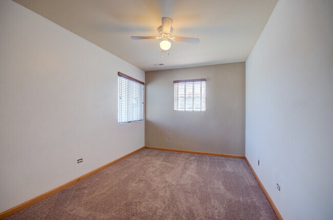 Building Photo - 681 Springwood Dr