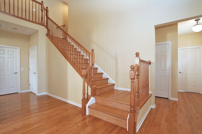 Building Photo - 21911 W Tori Ln