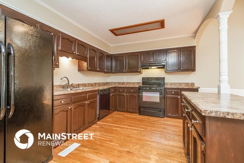 Building Photo - 1311 Amberwood Cir