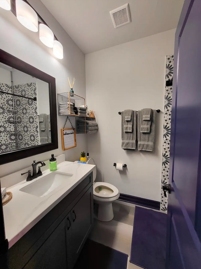 Building Photo - 431 Leboeuf St