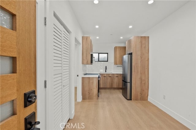 Building Photo - 5734 Stansbury Ave