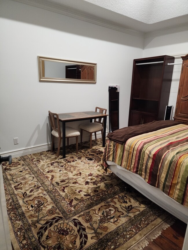 Building Photo - 123 Grand Palm Way