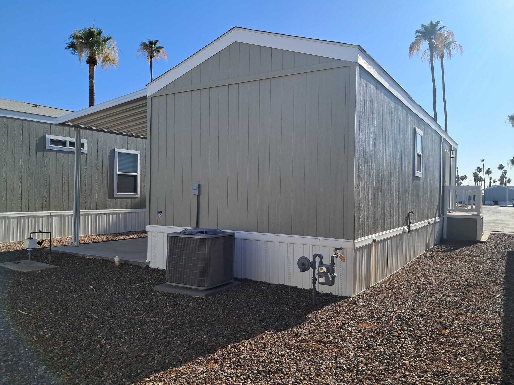 Building Photo - 2701 E Allred Ave