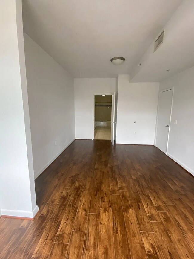 Building Photo - 400 Massachusetts Ave NW