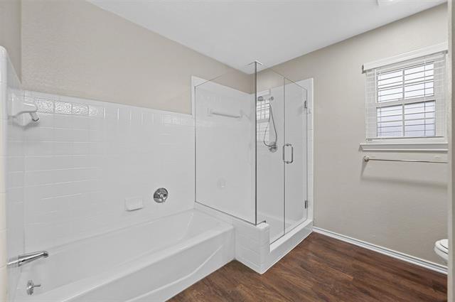 Building Photo - 5126 Collinwood Ave