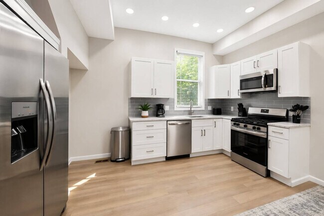 Building Photo - 2813 Gerard St