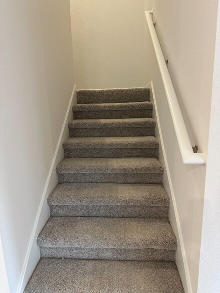 Building Photo - 19315 Gray Horse Dr