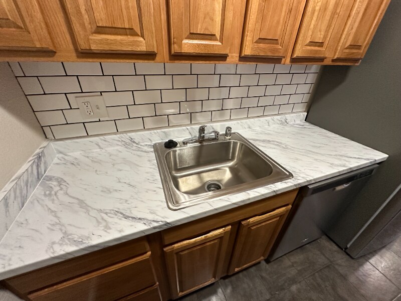 Building Photo - 10275 Mills Station Rd