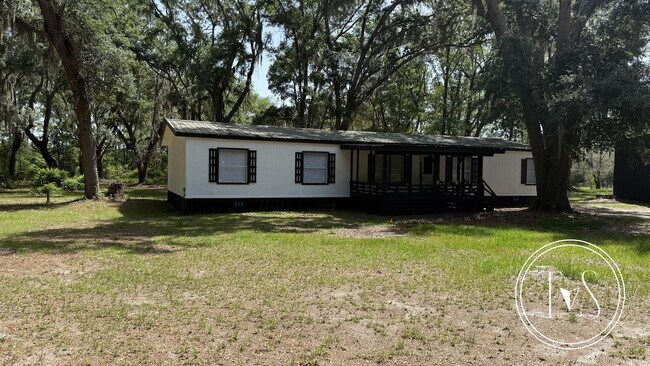 Building Photo - SPRING MOVE-IN SPECIAL: $500 OFF 1ST MONTH...