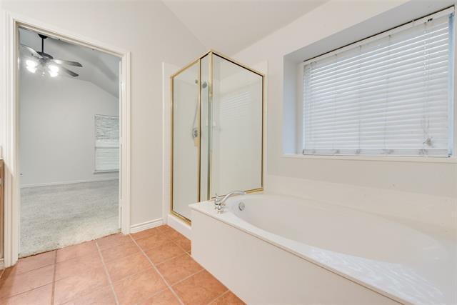 Building Photo - 2760 Beacon Hill Dr