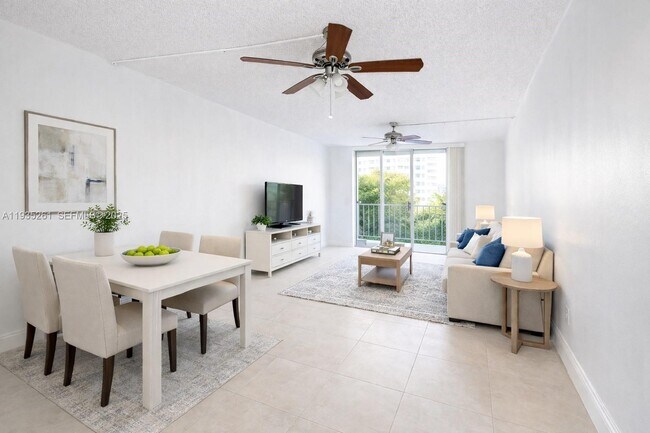 Building Photo - 1465 NE 123rd St