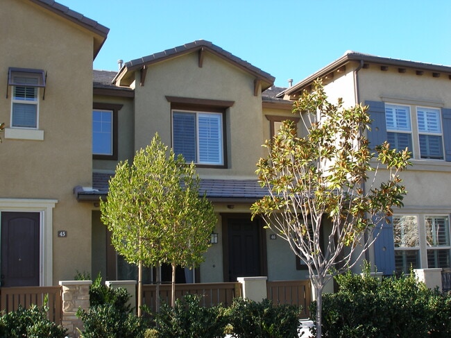 Building Photo - 10777 Canyon Grove Trail