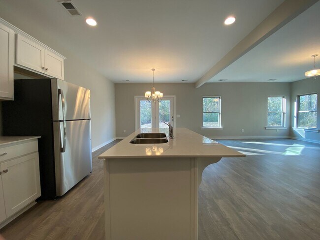 Building Photo - Home for Rent in Pinson, AL!!!! Available to View!
