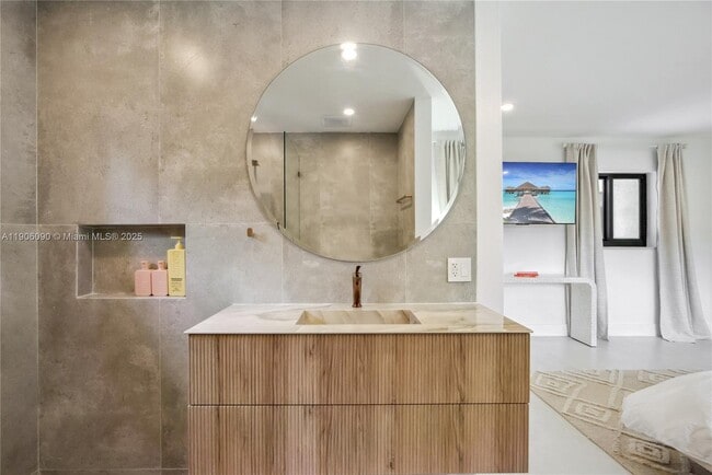 Building Photo - 9600 SW 147th St