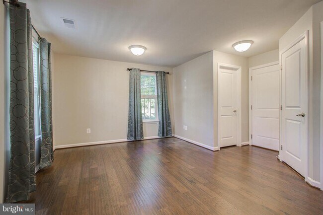 Building Photo - 7001 Trek Way