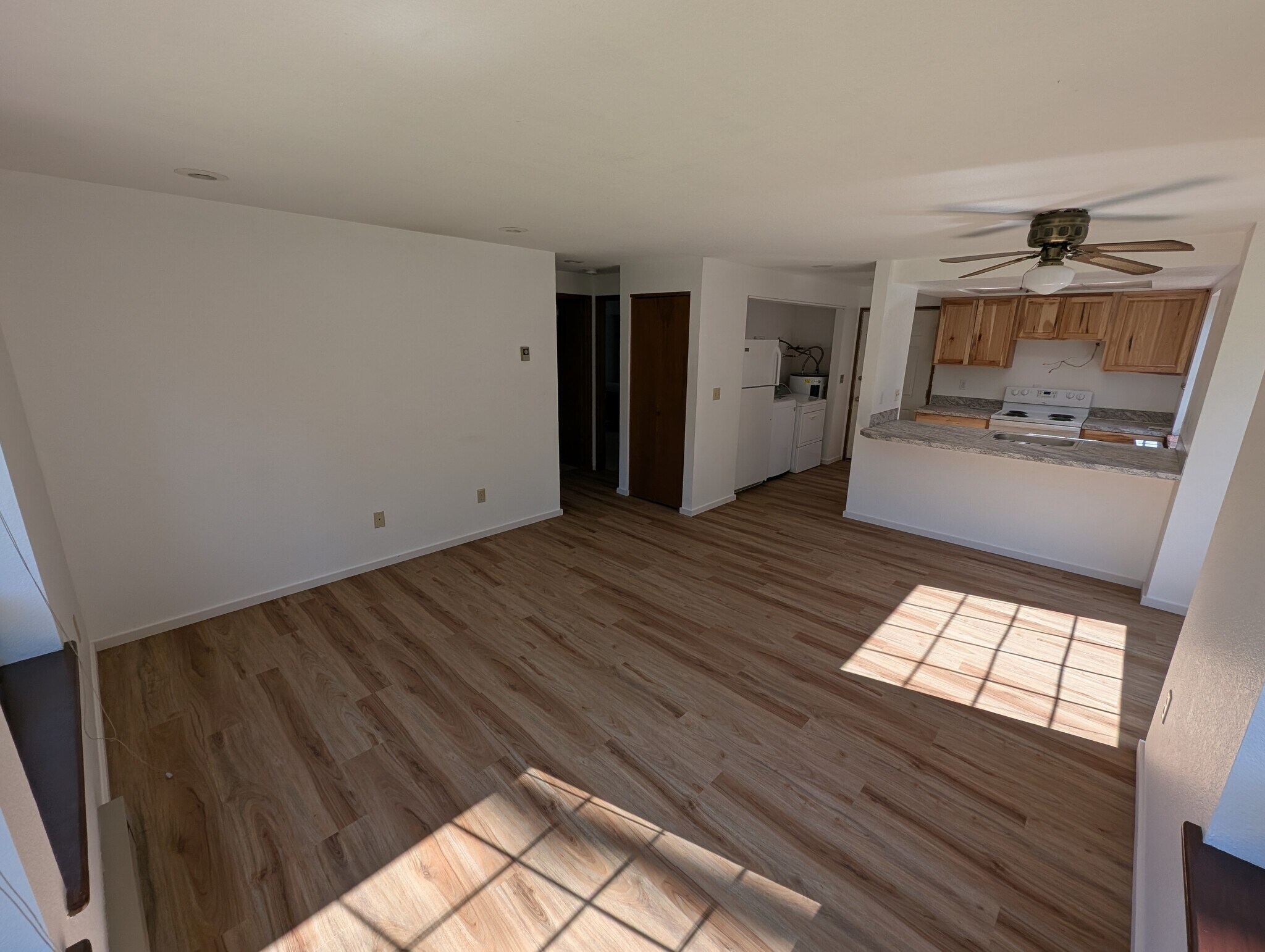 Building Photo - 853 San Juan Blvd