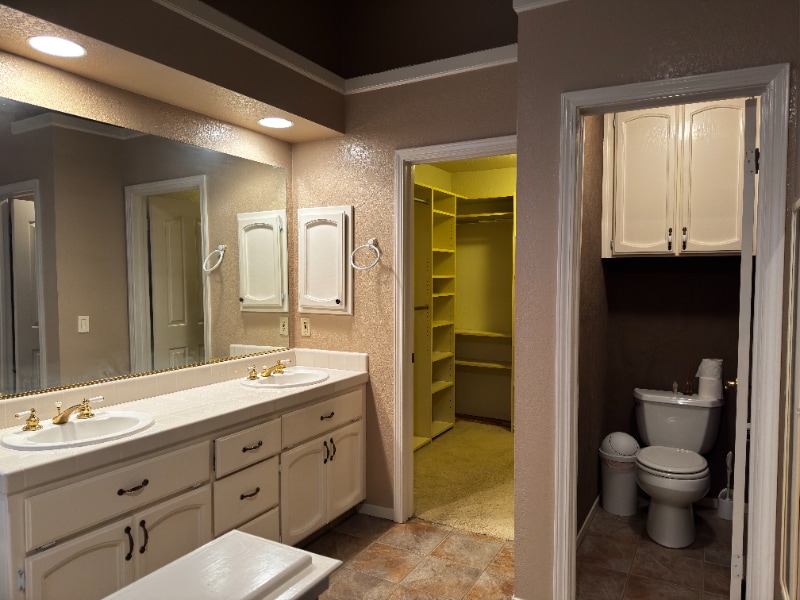 Building Photo - 9340 Newfound Way