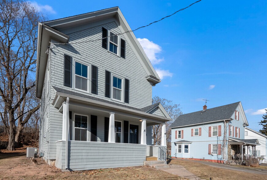 Front of House - 16 West Rd