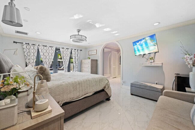 Building Photo - 4501 Briarcliff Ln