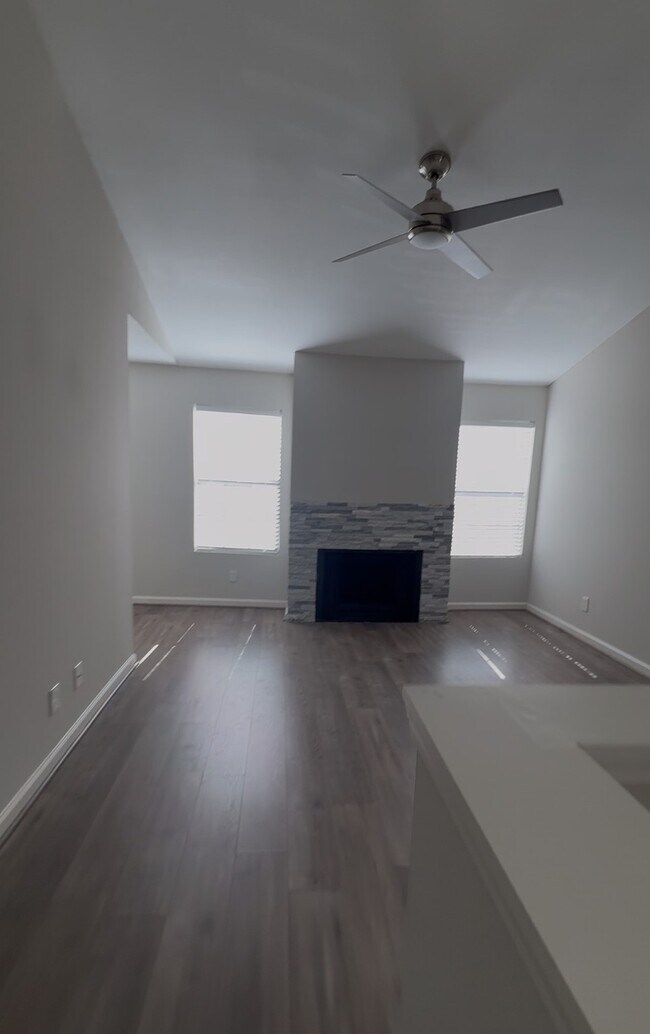 Building Photo - 14600 Fonmeadow Dr