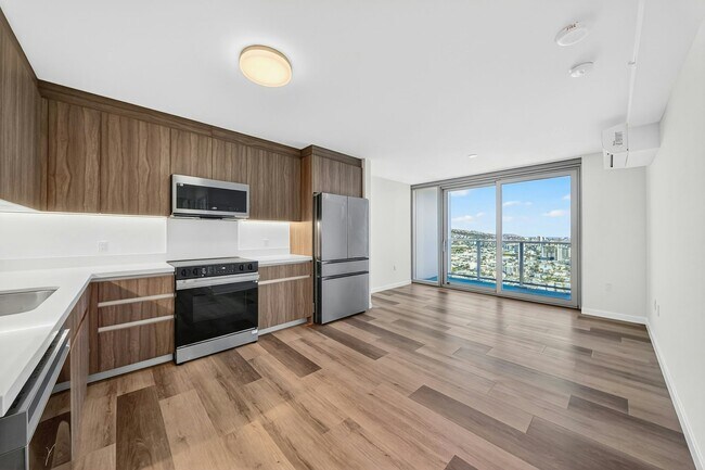 Primary Photo - 1500 Rycroft St