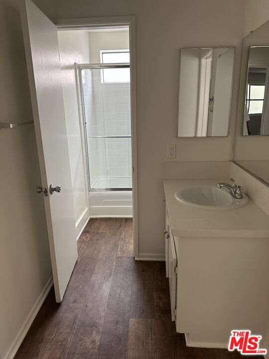 Building Photo - 518 Raymond Ave