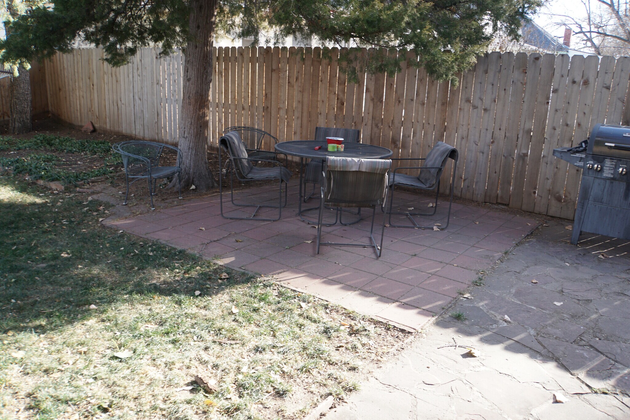 Building Photo - 7 5th Ave