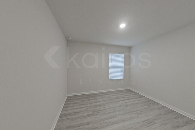 Building Photo - 4793 Malay Cir