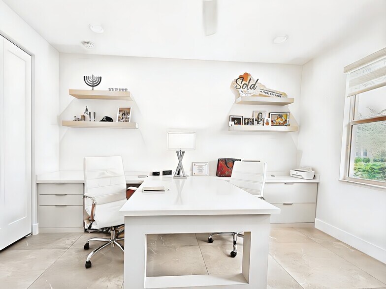 Office - 15377 Green River Ct