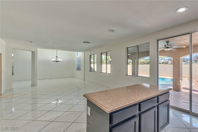 Building Photo - 908 Siena Hills Ln