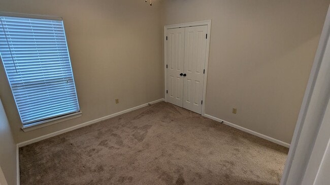 Building Photo - 1570 Tasajillo Dr