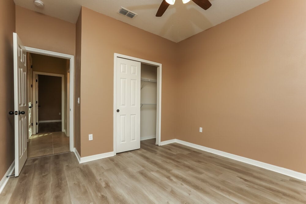 Building Photo - 1861 Castleton Dr