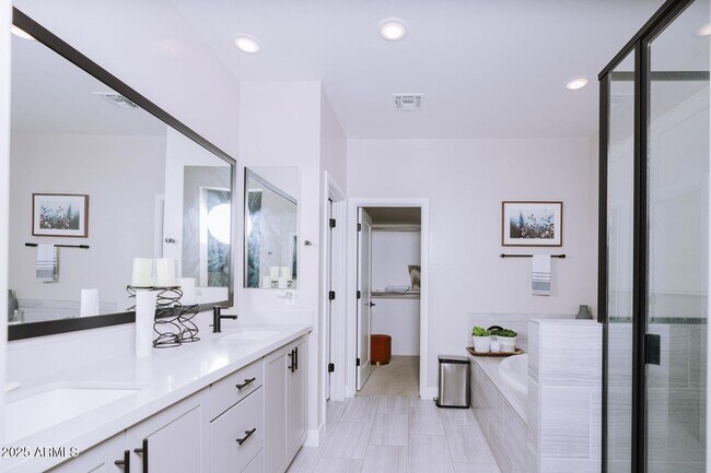 Building Photo - 13848 S 177th Ln