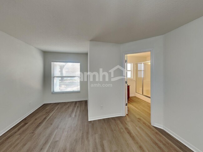 Building Photo - 1221 Mt McKinley Ct
