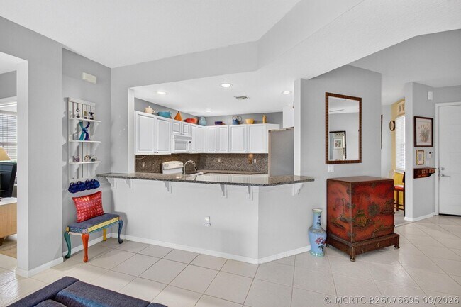 Building Photo - 12418 Crystal Pointe Dr