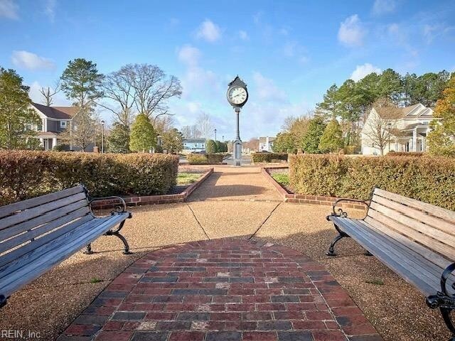 Building Photo - 5616 Memorial Dr