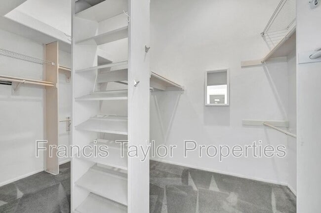 Building Photo - 12865 Palisades Ct