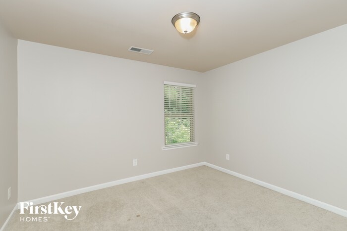 Building Photo - 169 Southwind Cir
