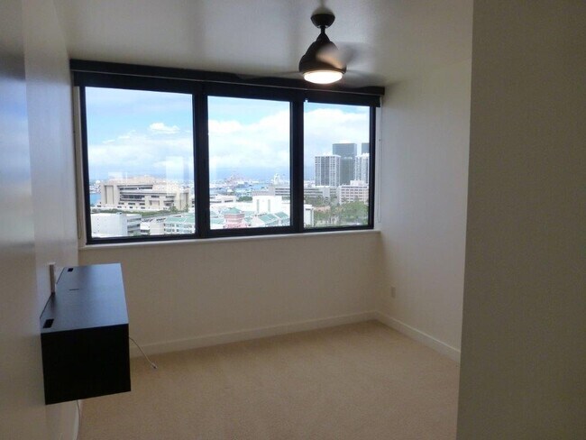 Building Photo - Keola Lai Condo - 2 bedrooms, 2 baths, 2 parking - Avail now!
