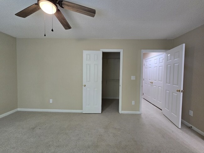 Building Photo - 1500 Oakland Hills Way