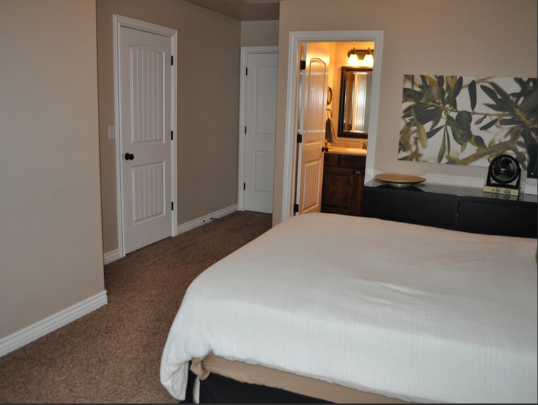 Building Photo - 285 S 810 W