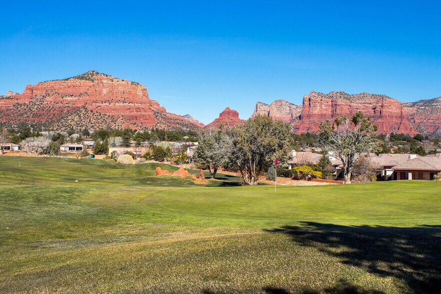 Building Photo - 505 Jacks Canyon Rd