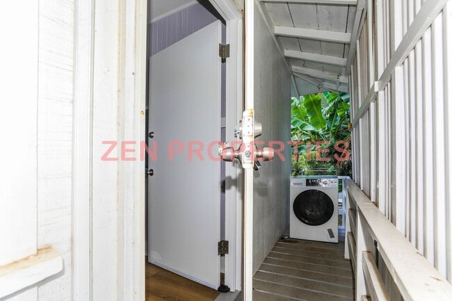 Building Photo - quaint studio cottage for rent in Manoa)