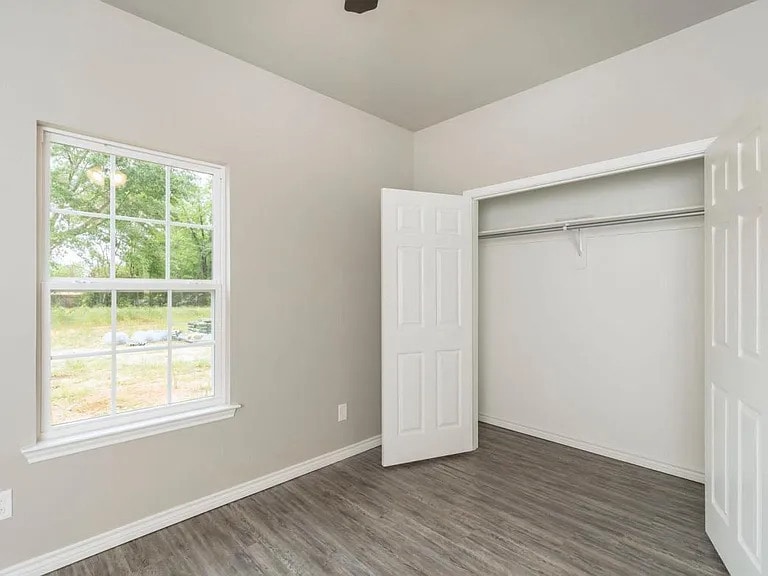 Building Photo - 523 North St