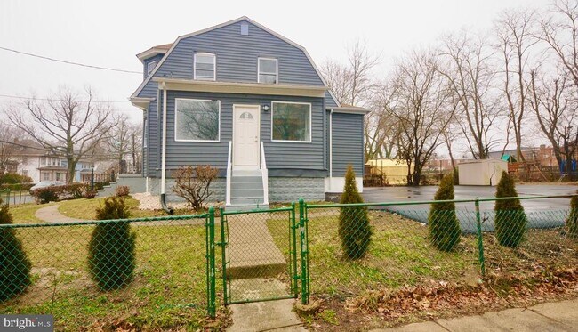 Building Photo - 601 Eldridge Ave