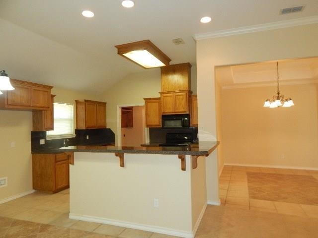 Building Photo - 6806 Windy Creek Dr