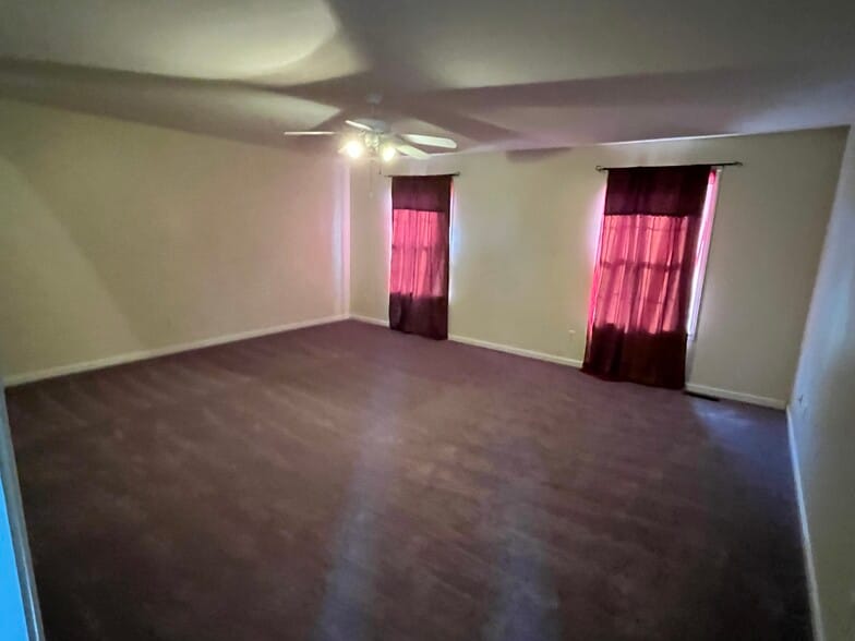 Main Bedroom - 5795 Reserve Ct