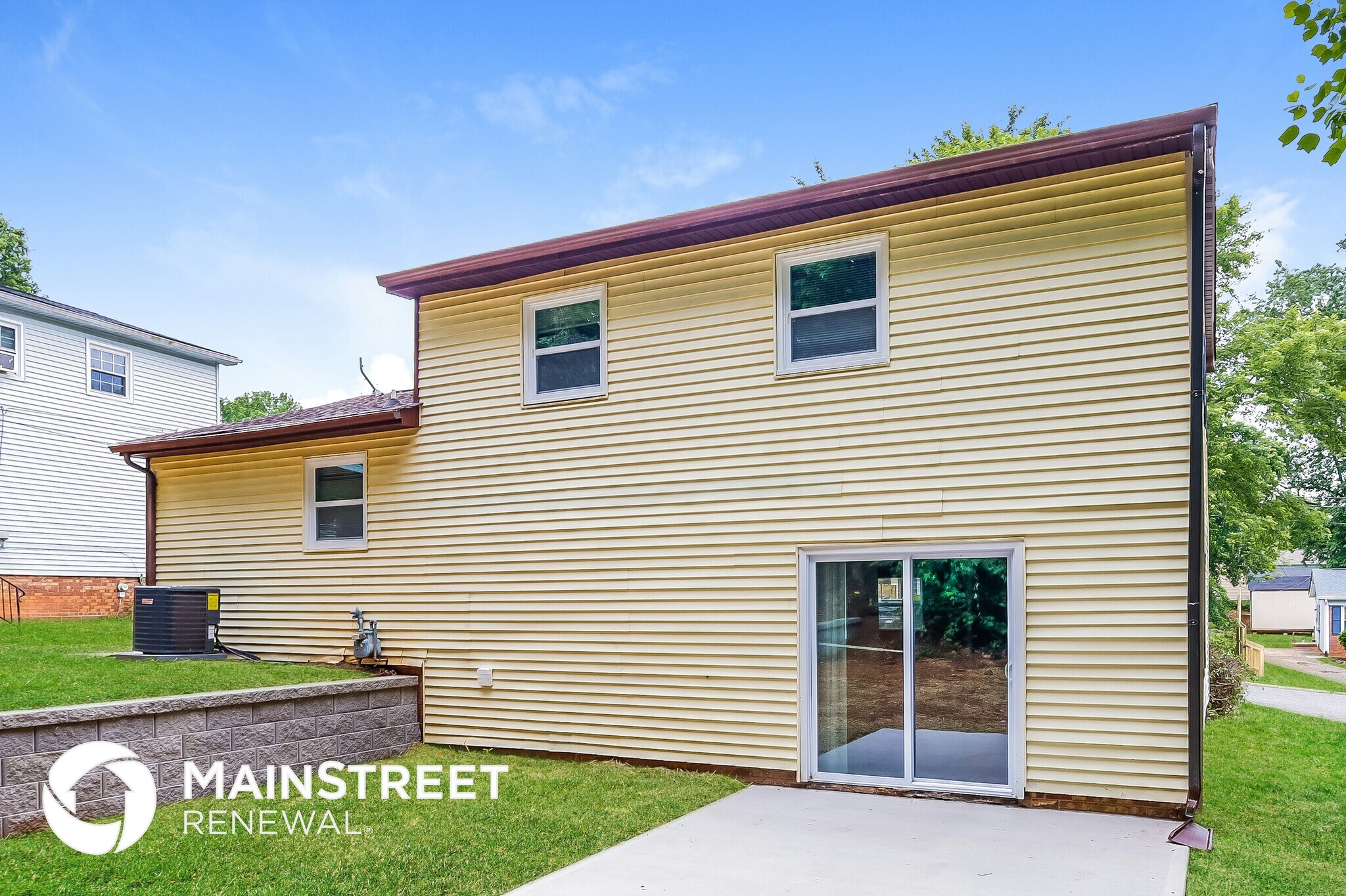 Building Photo - 3015 Daisy Ct