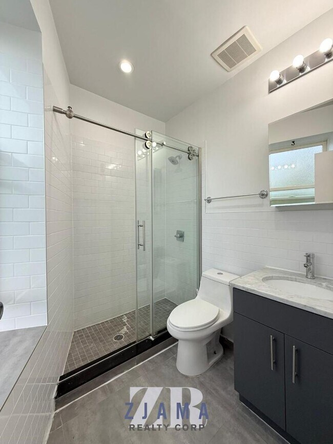 Building Photo - 1 bedroom in Brooklyn NY 11238